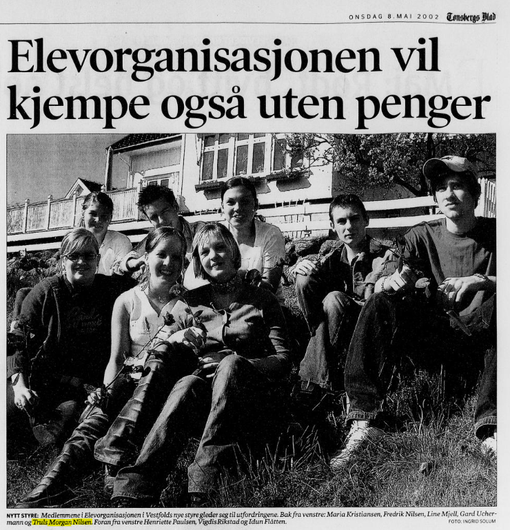 Overskrift fra Tønsbergs Blad 8. mai 2002: Elevorganisasjonen vil kjempe også uten penger